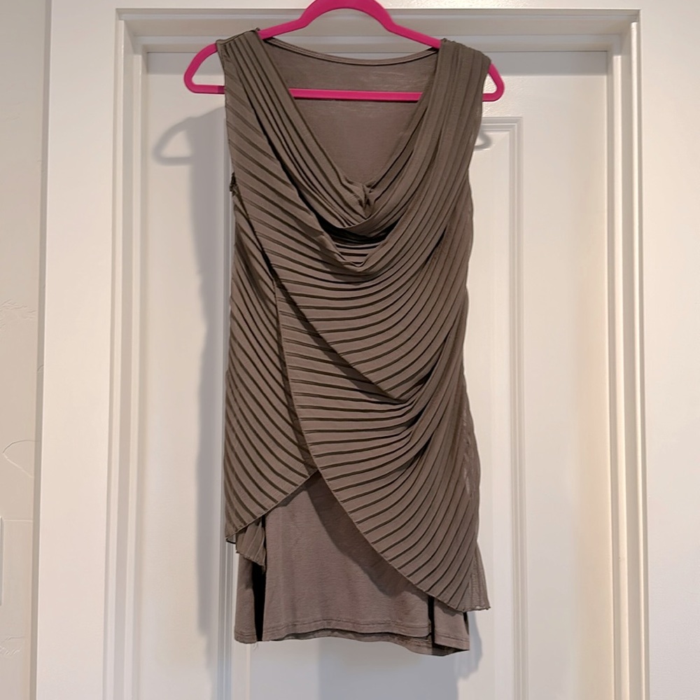 Beautiful brown taupe top. Pleated sheer detail over knit.